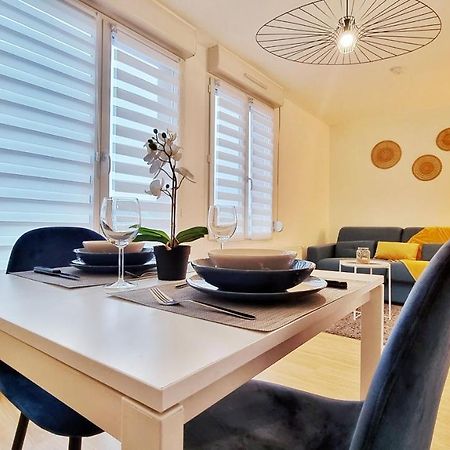 Le Smart - Parking - Terrasse - Wifi - Mulhouse - Relax Bnb Pfastatt Exterior photo