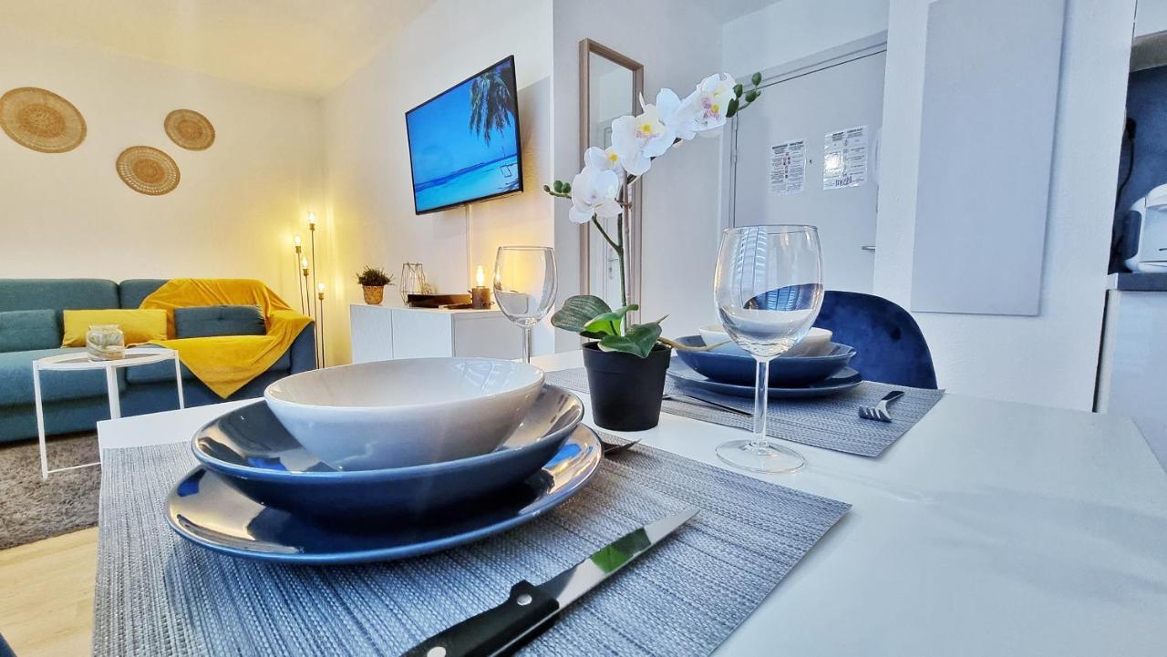 Le Smart - Parking - Terrasse - Wifi - Mulhouse - Relax Bnb Pfastatt Exterior photo
