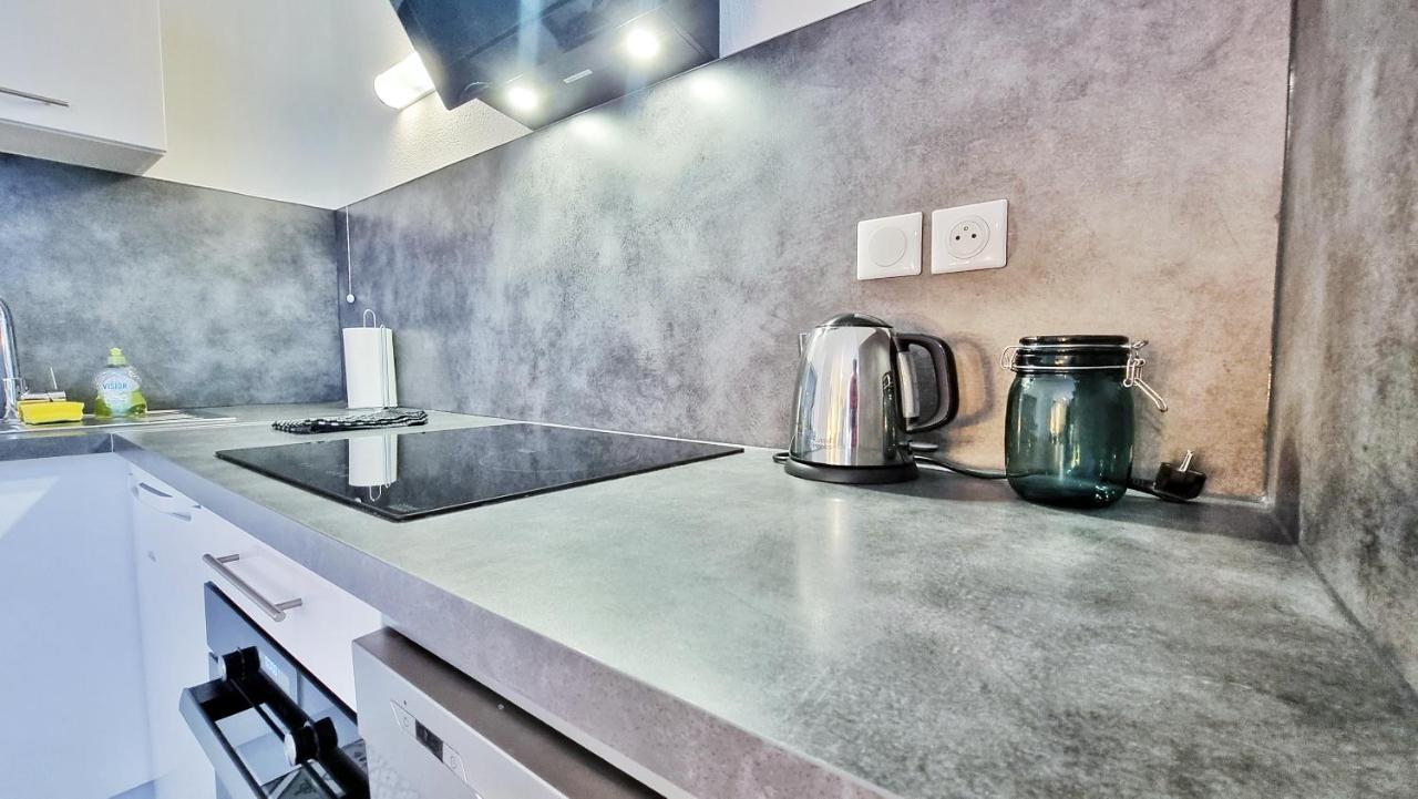 Le Smart - Parking - Terrasse - Wifi - Mulhouse - Relax Bnb Pfastatt Exterior photo