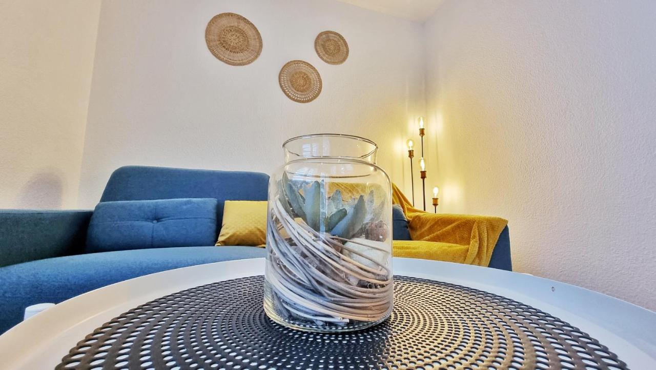 Le Smart - Parking - Terrasse - Wifi - Mulhouse - Relax Bnb Pfastatt Exterior photo